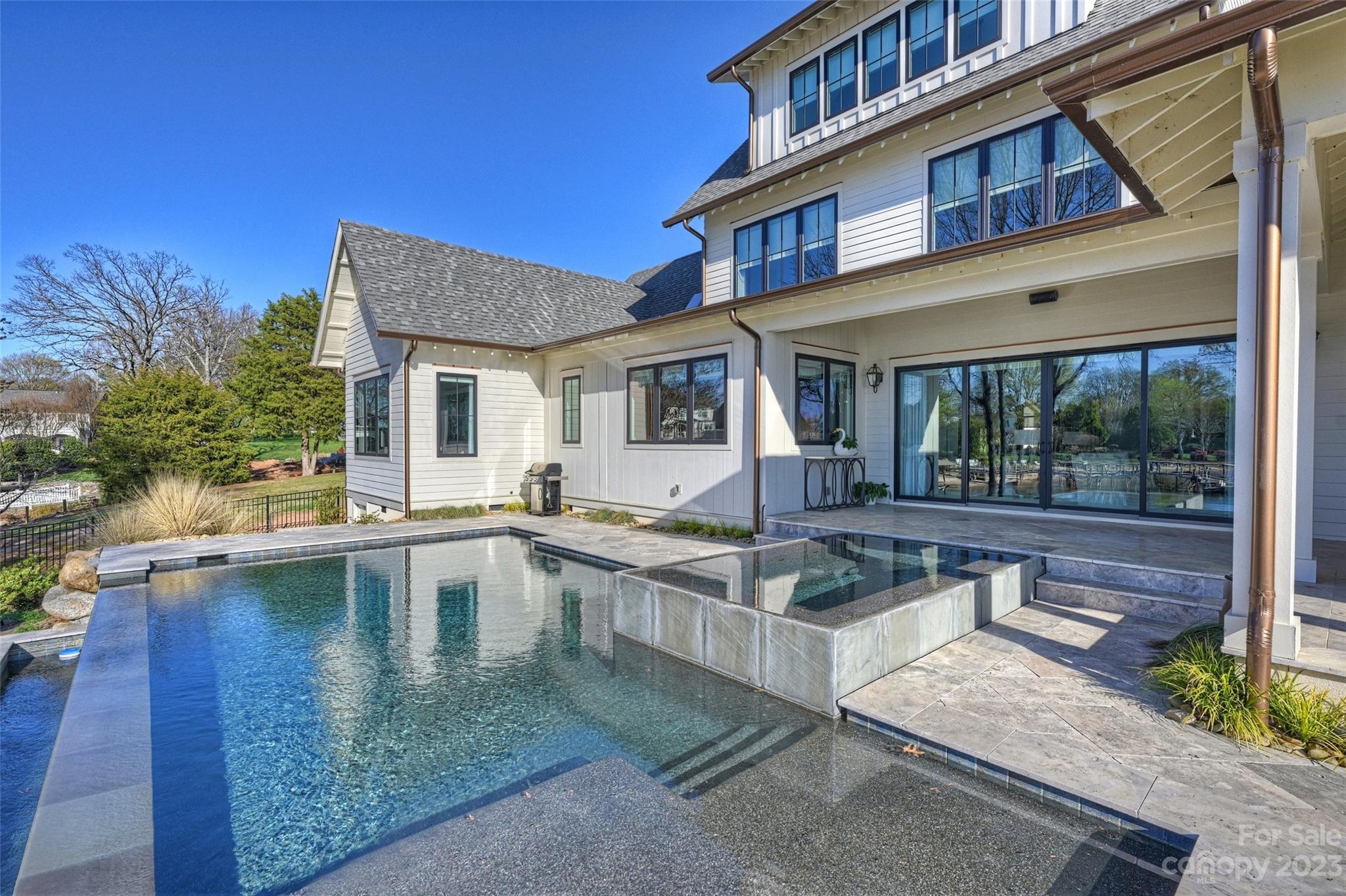 Country Club Shores - Residential