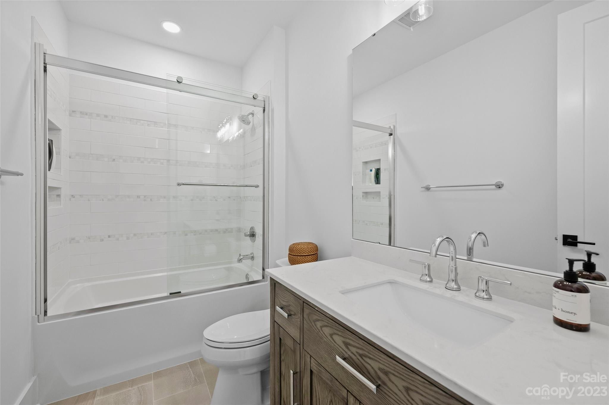 Country Club Shores - Residential