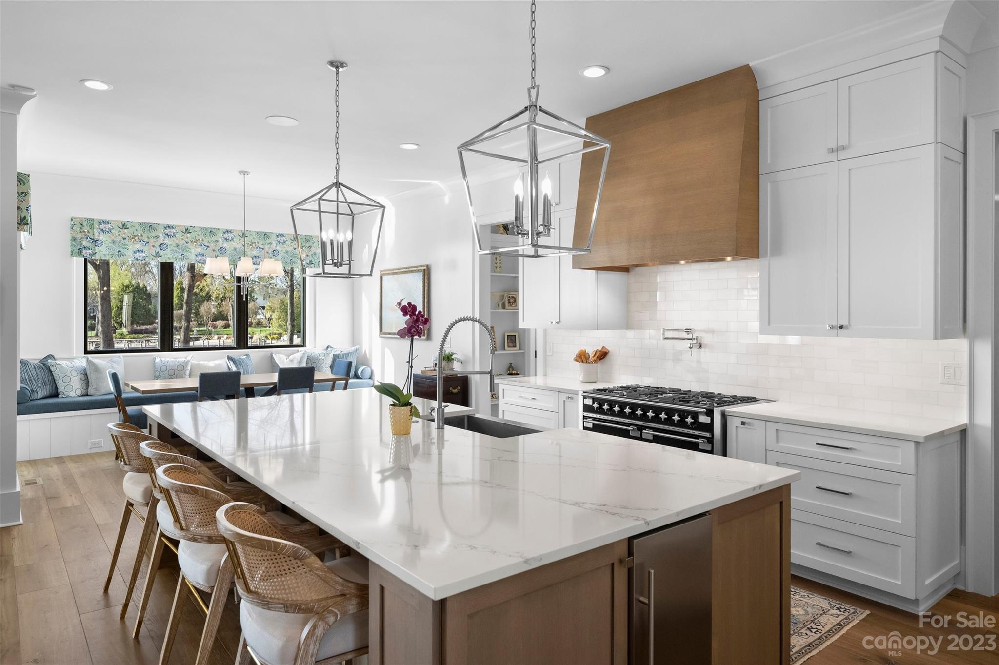 Country Club Shores - Residential