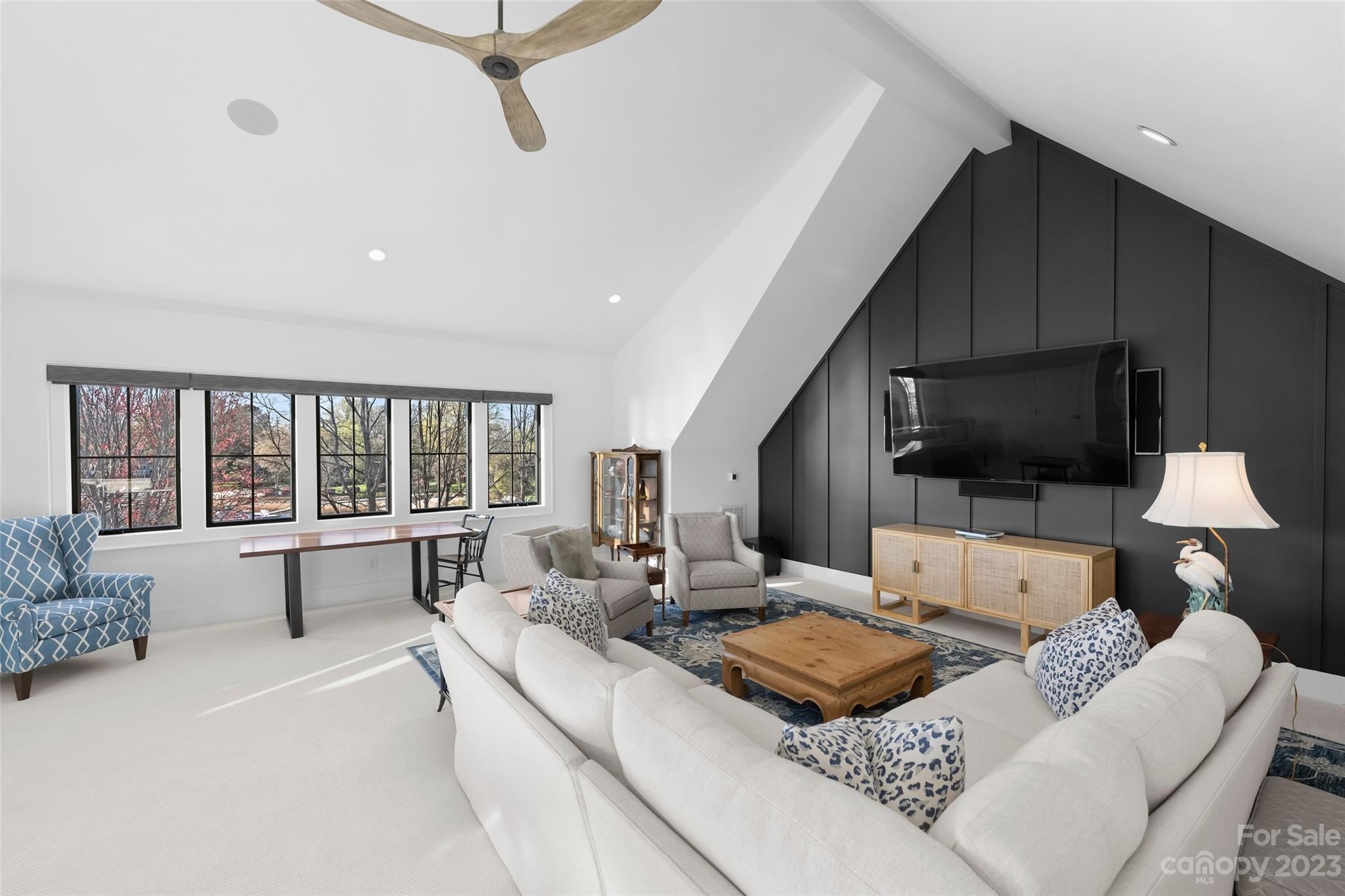 Country Club Shores - Residential