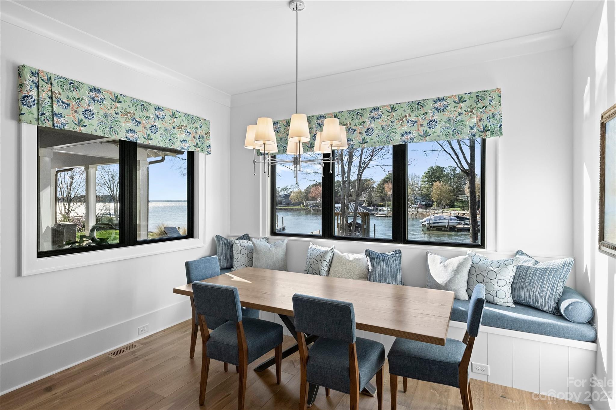 Country Club Shores - Residential