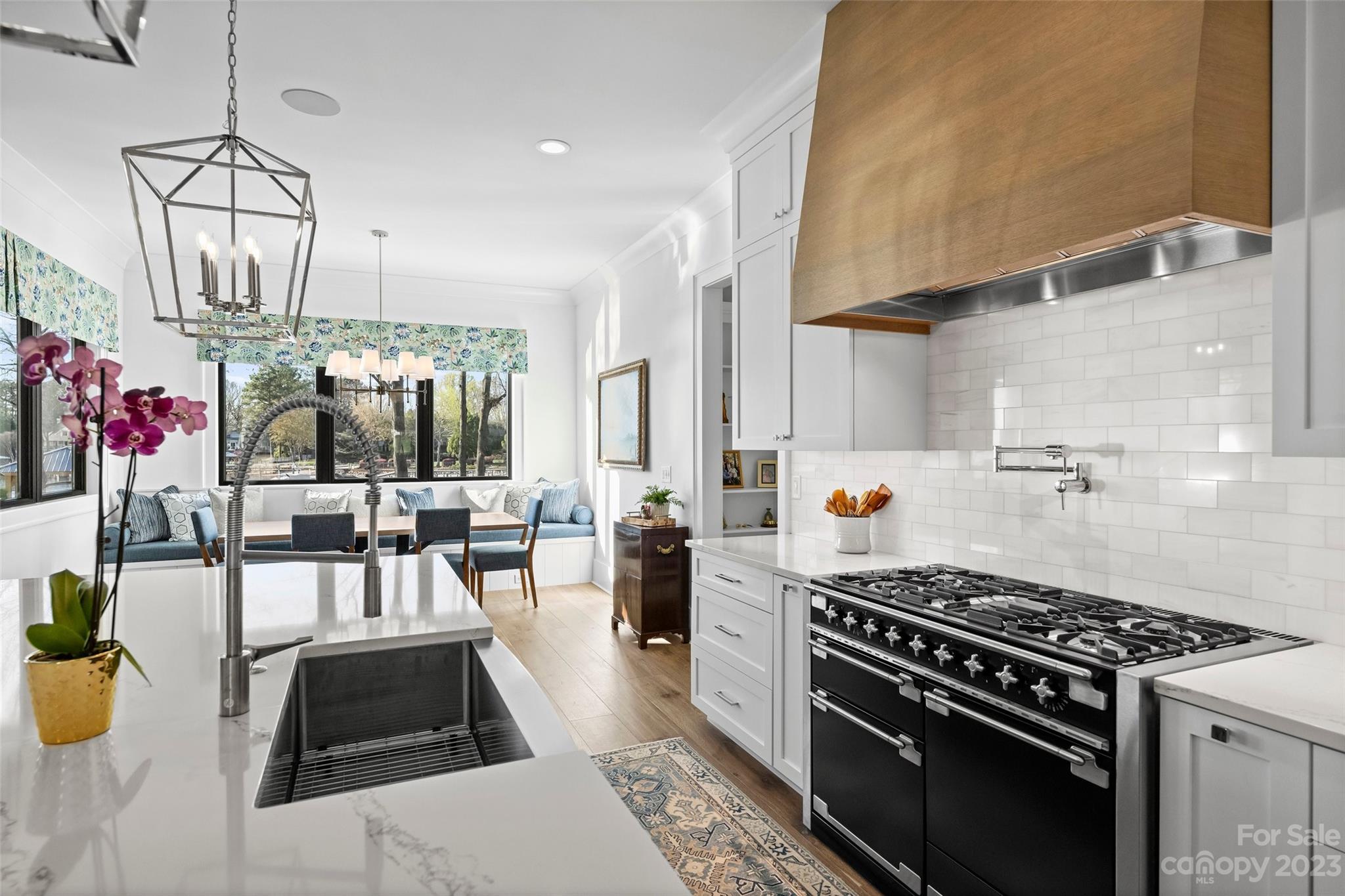 Country Club Shores - Residential