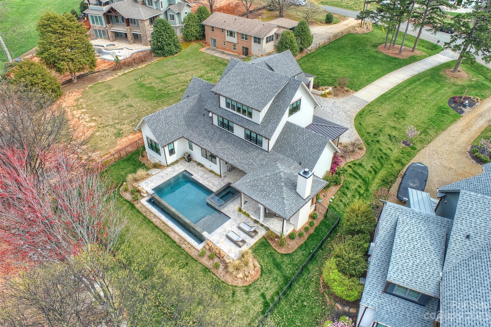 Country Club Shores - Residential