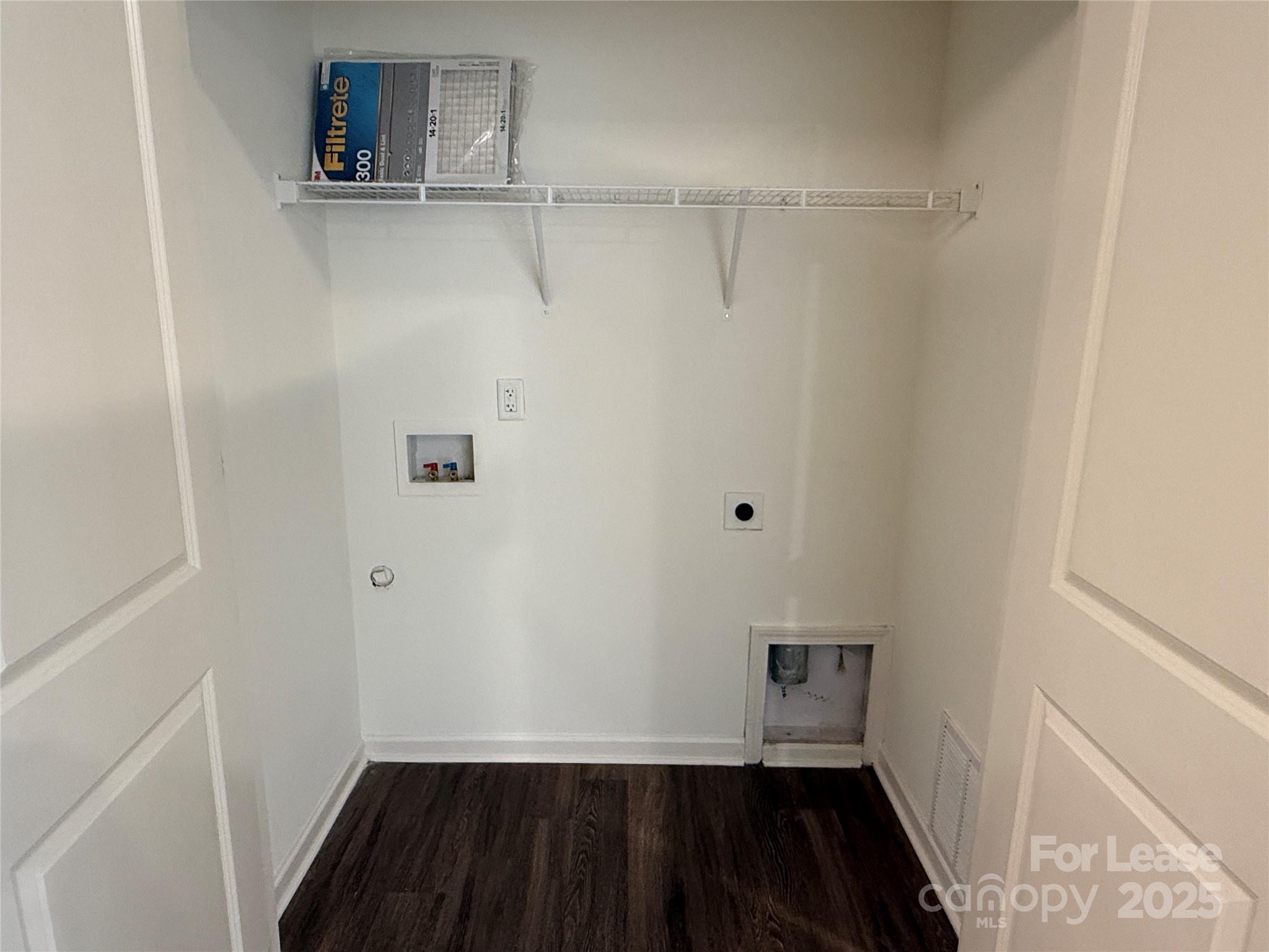 Oakdale - Residential Lease