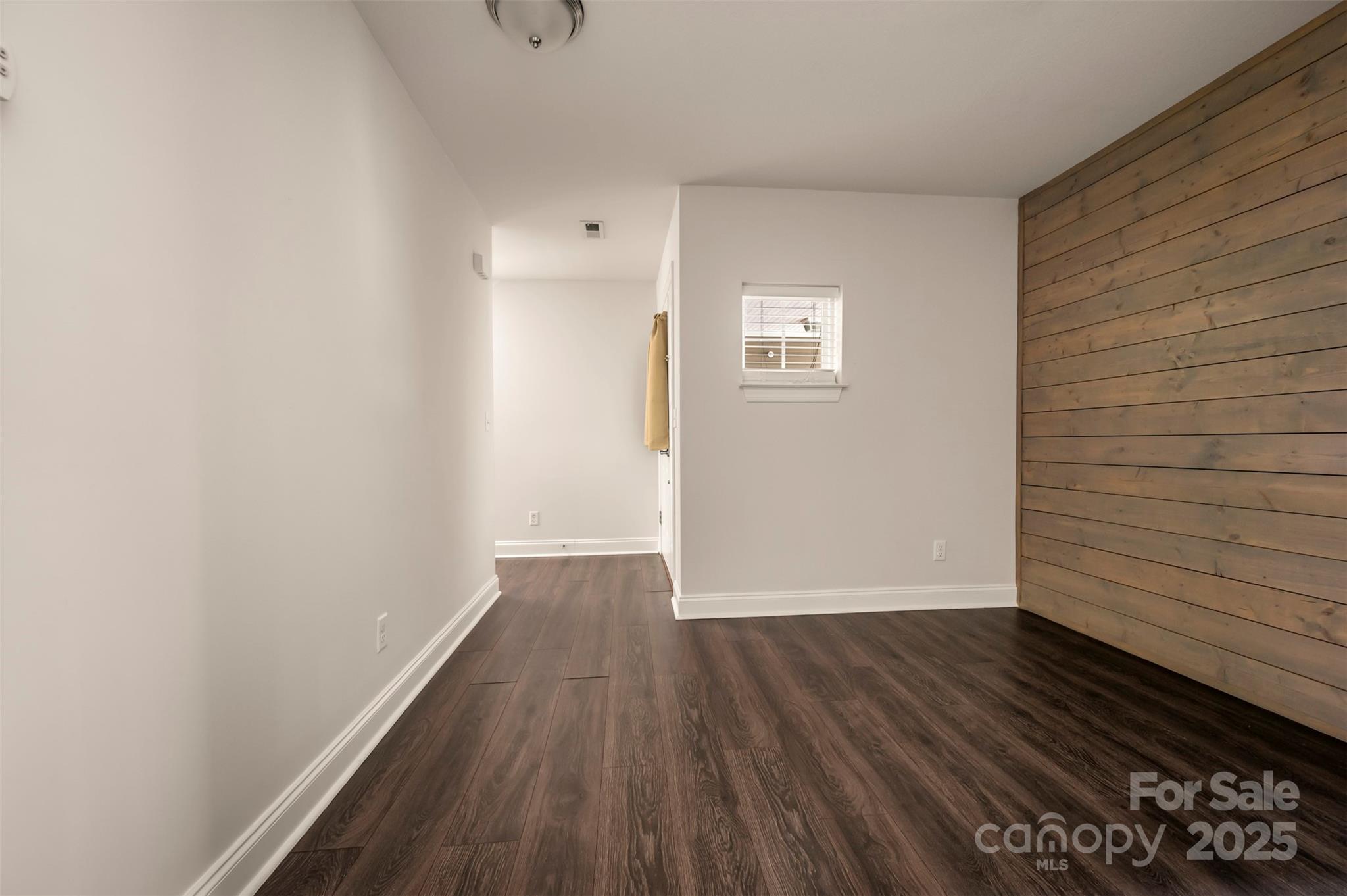 Fox Glen Condominium - Residential