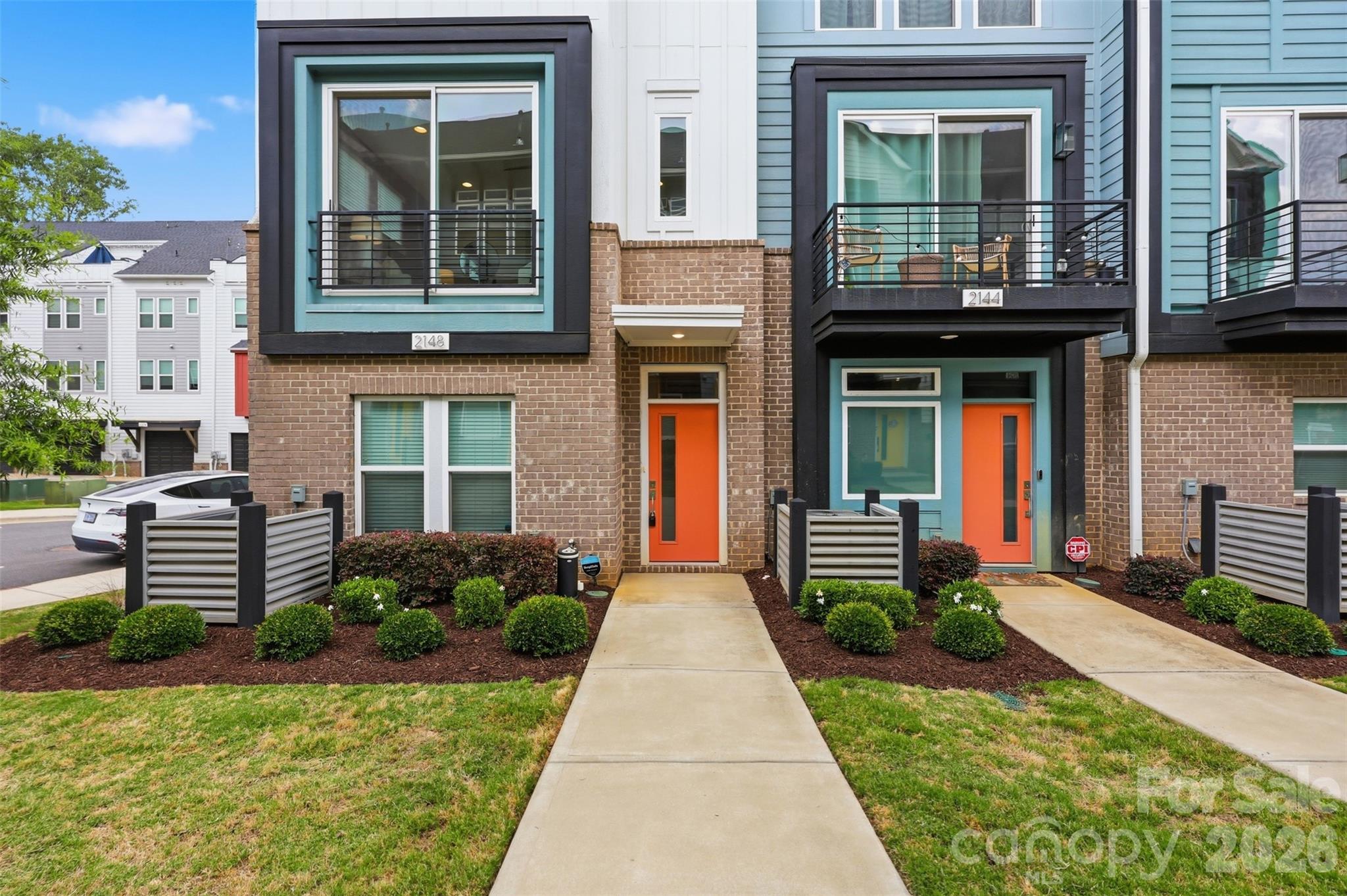 2148 Electric Lane