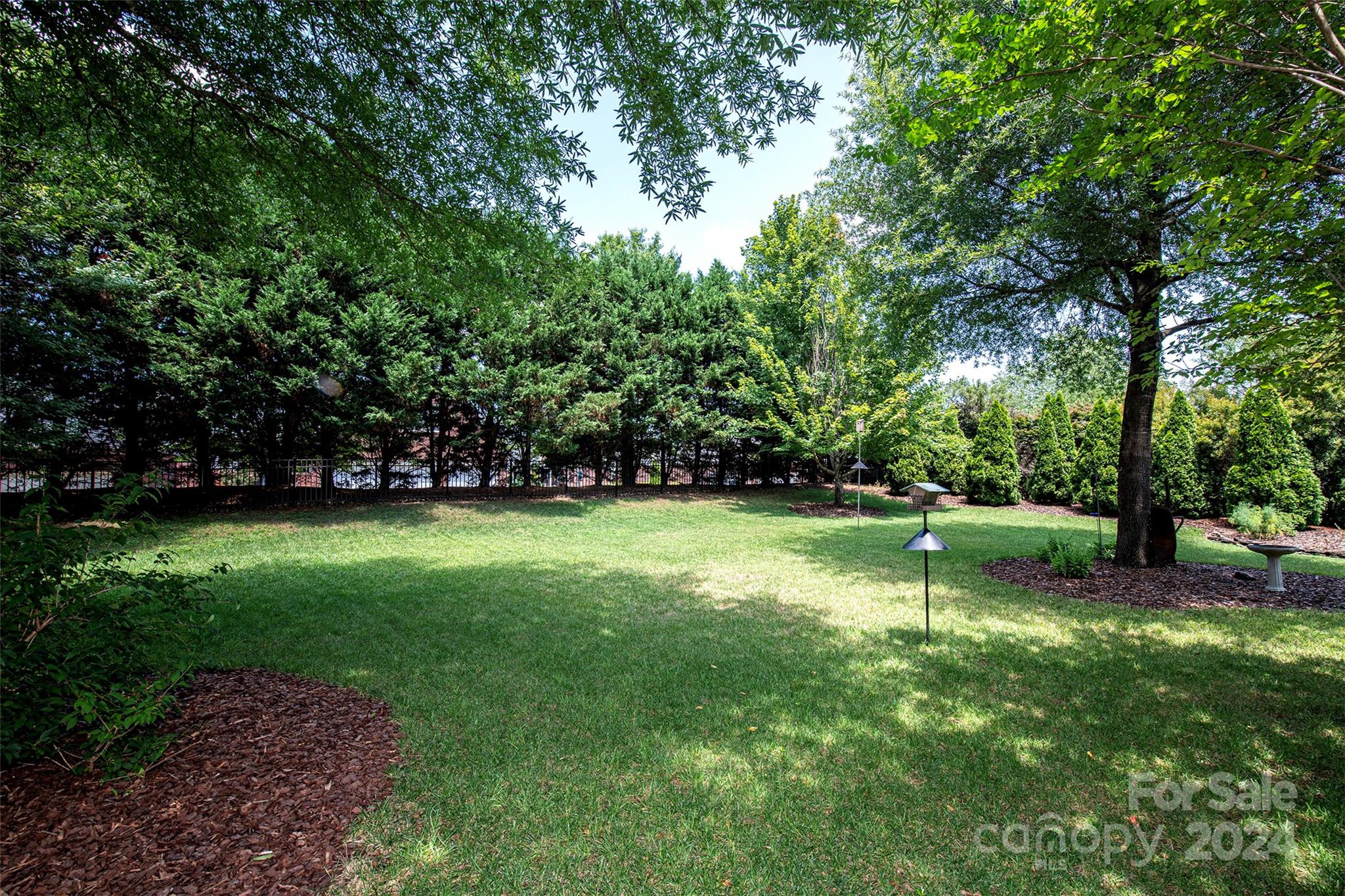 Laurel Creek - Residential