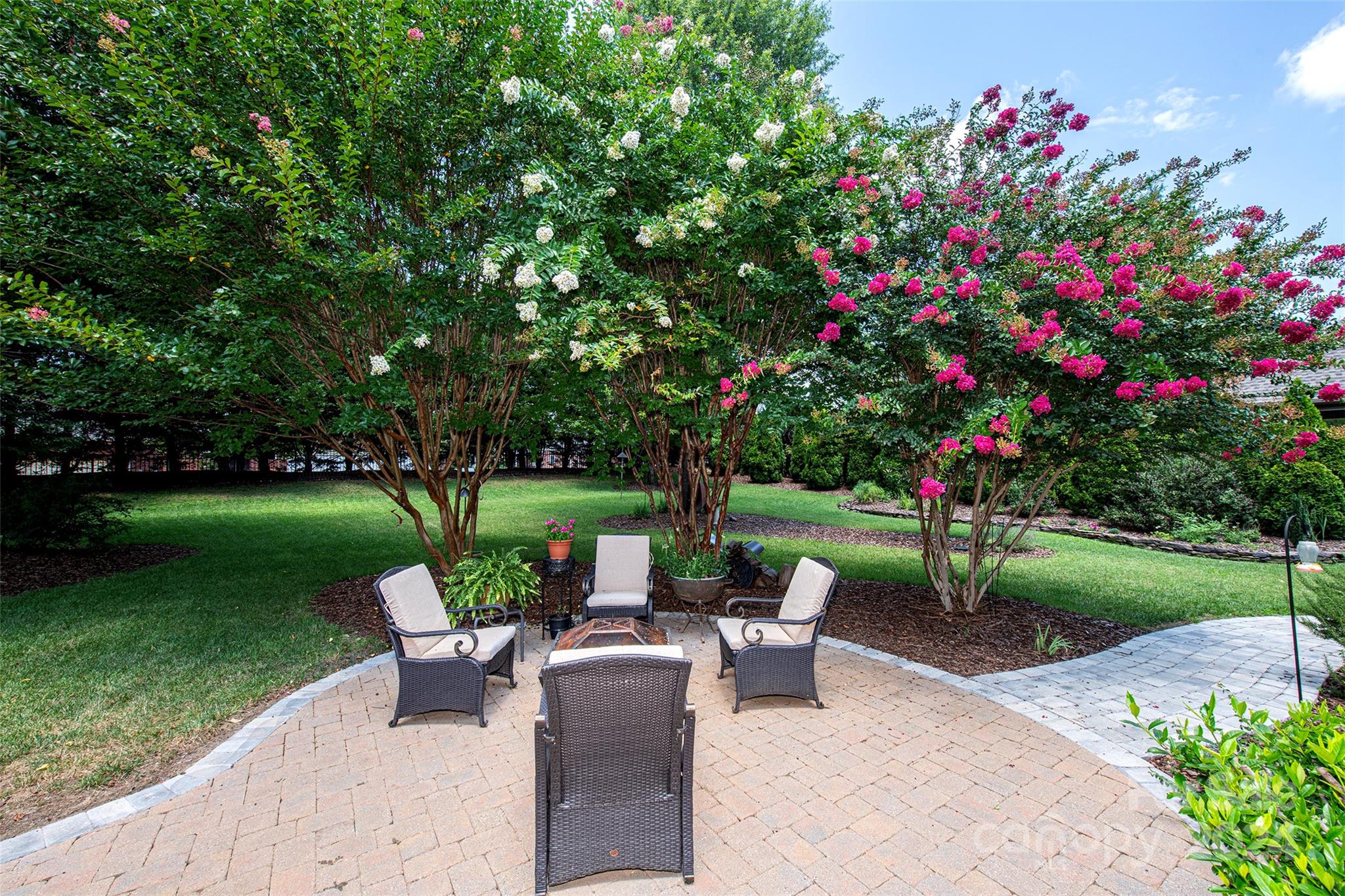 Laurel Creek - Residential