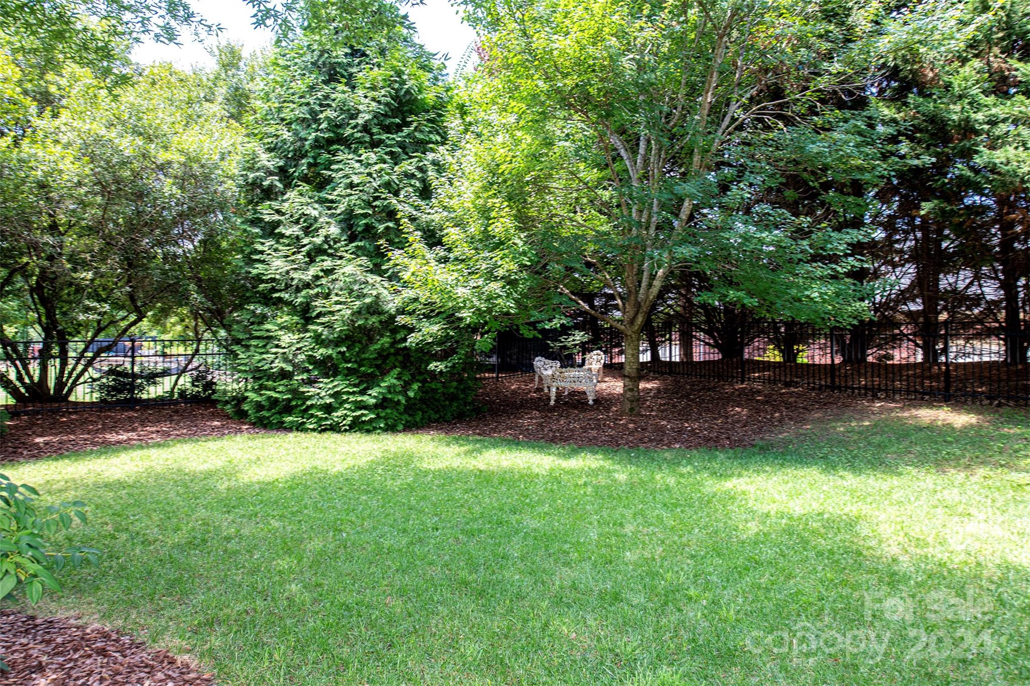 Laurel Creek - Residential