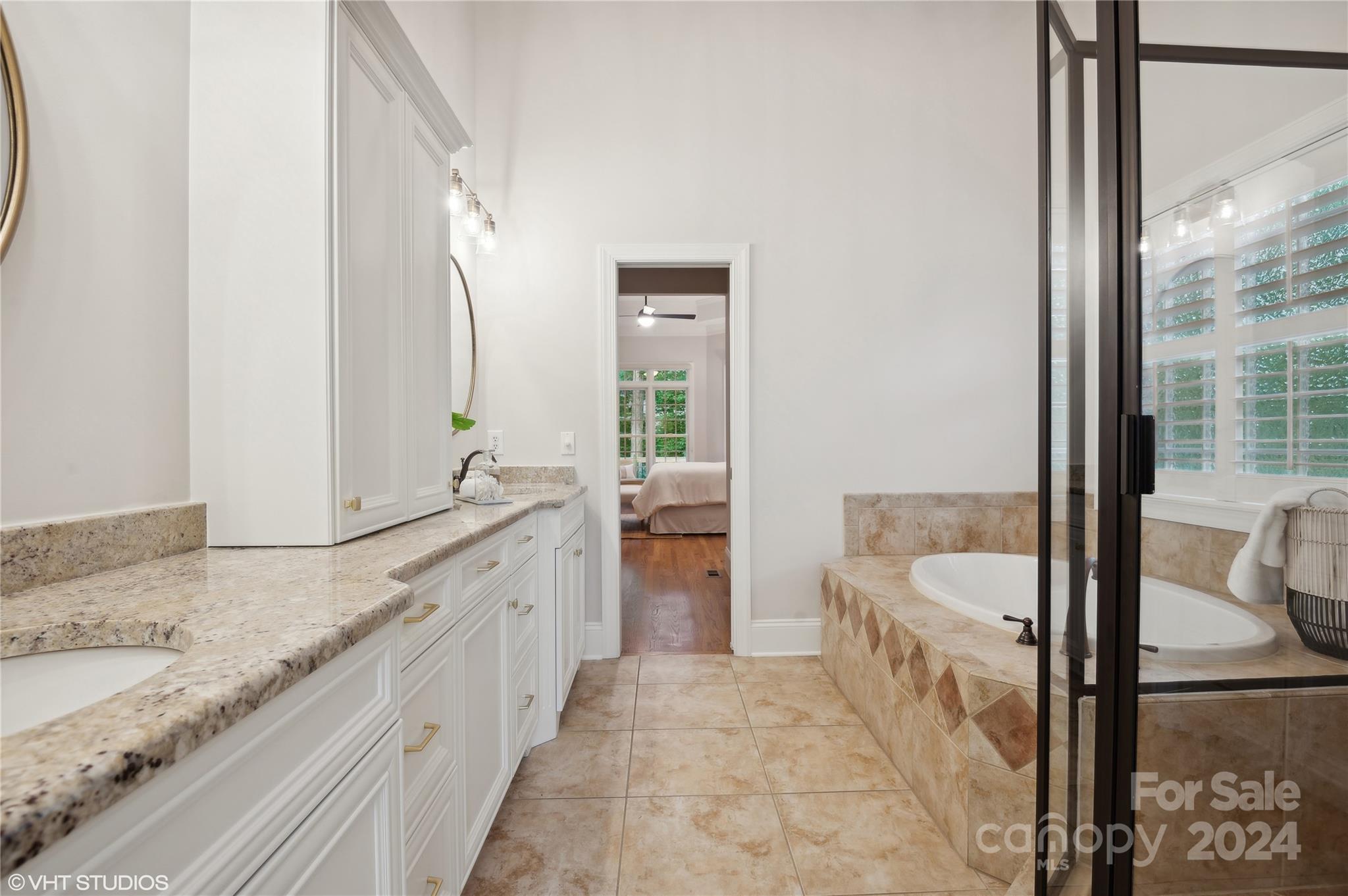 Water Edge - Residential