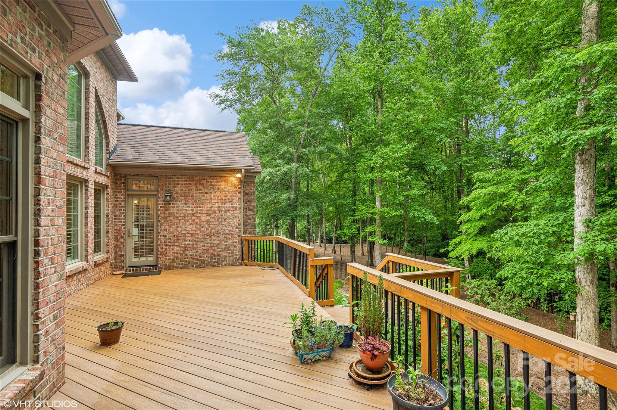 Water Edge - Residential