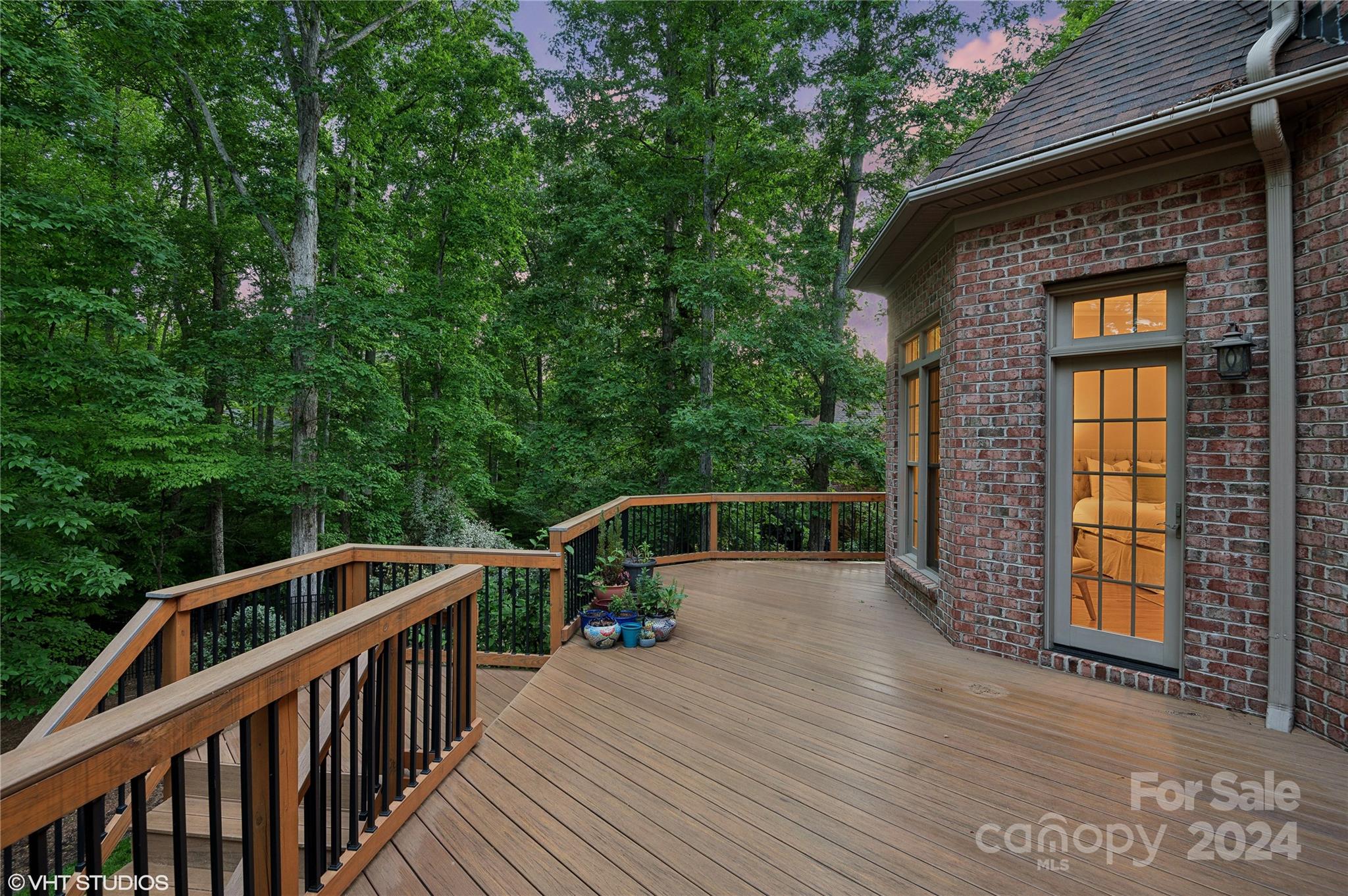 Water Edge - Residential