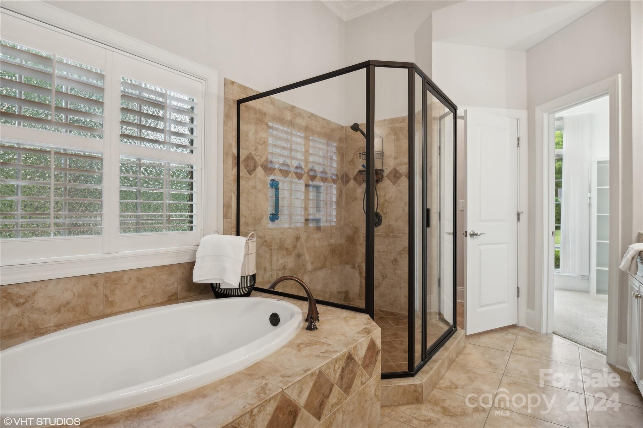 Water Edge - Residential