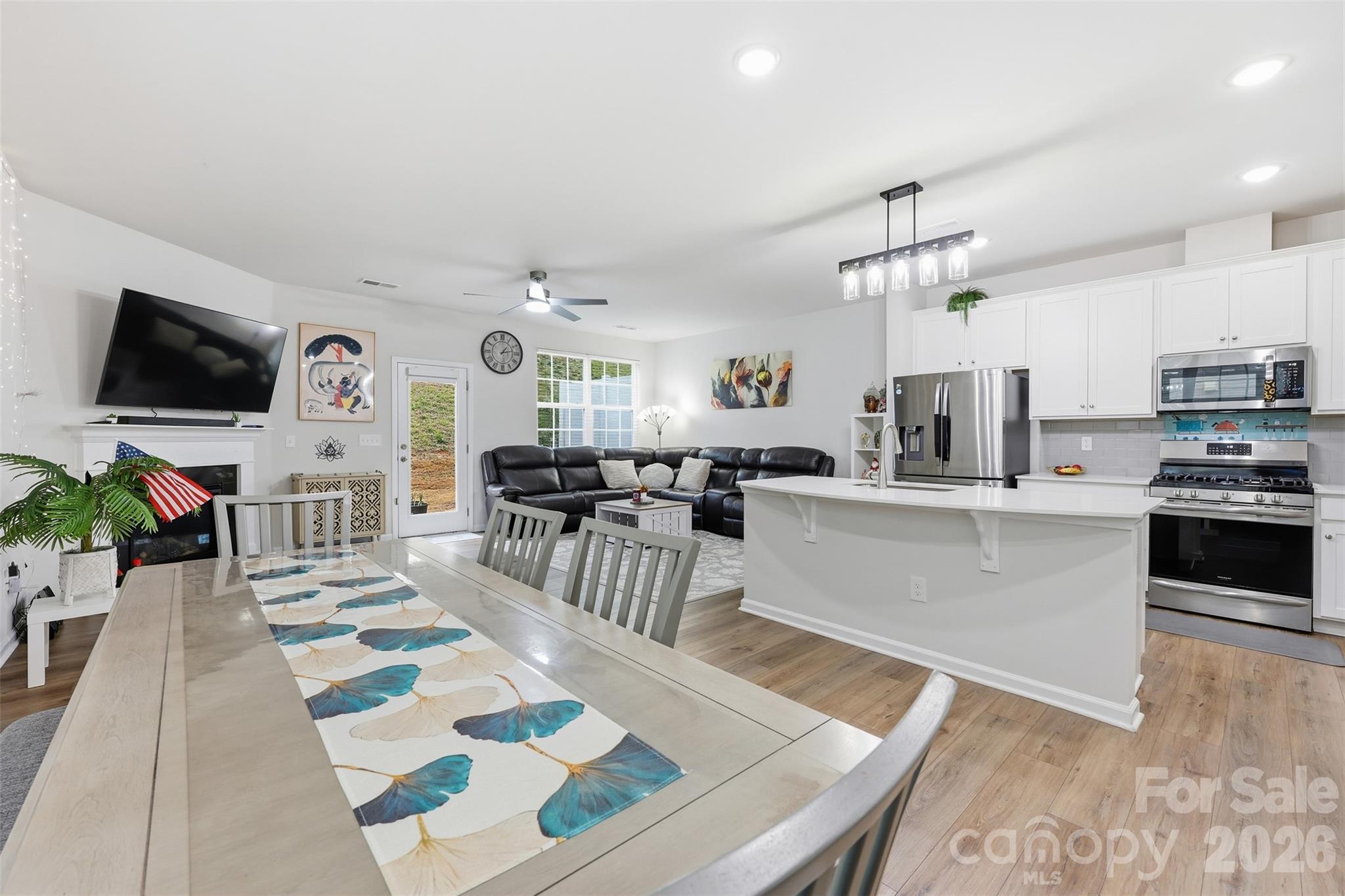 6029 Chelsea Oaks Ridge
