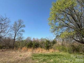 4675 Hickory Nut Ridge Road