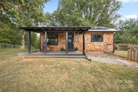 20 Indian Camp Branch Road Weaverville NC 28787