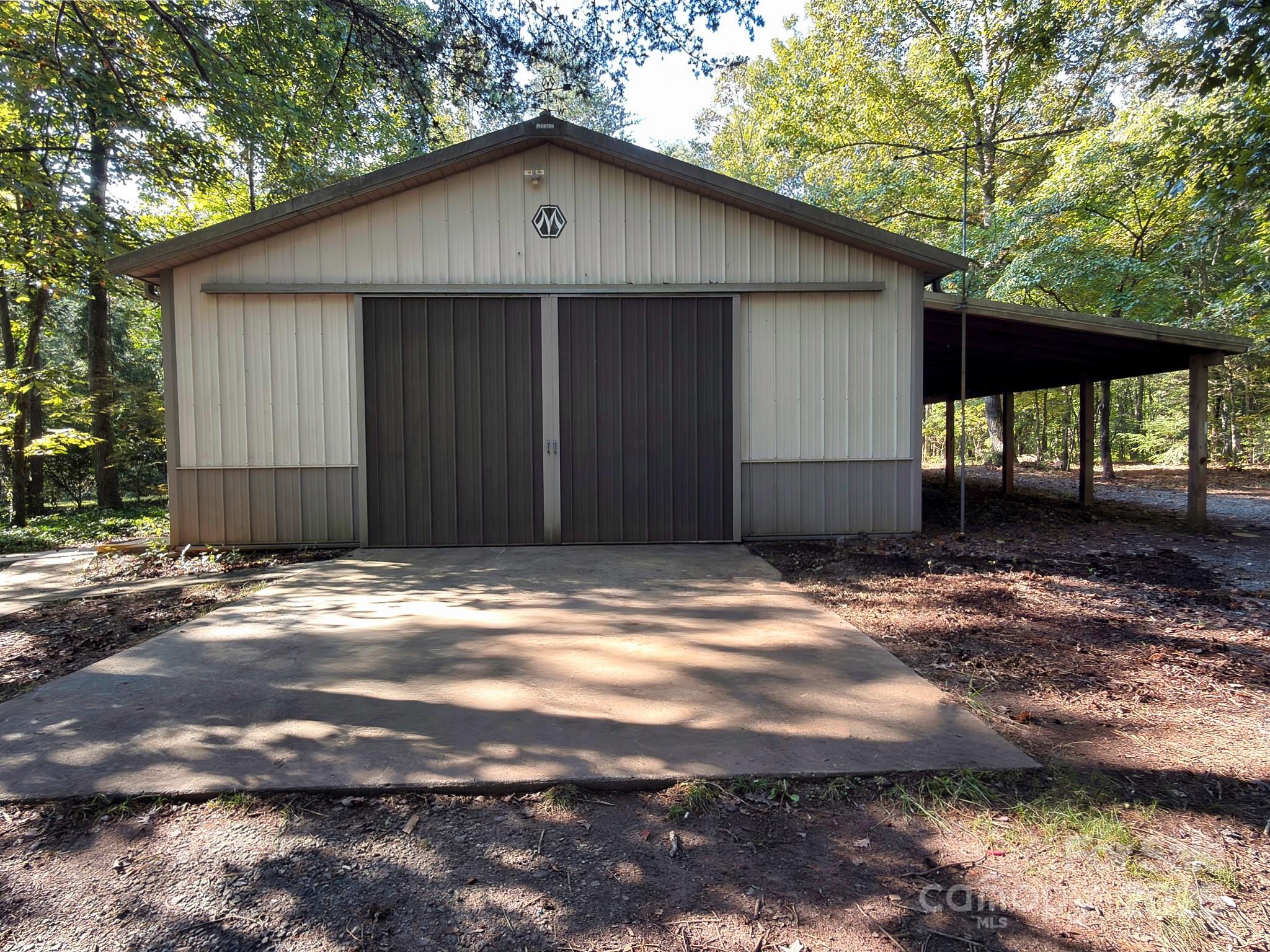 112 Center Ridge Drive