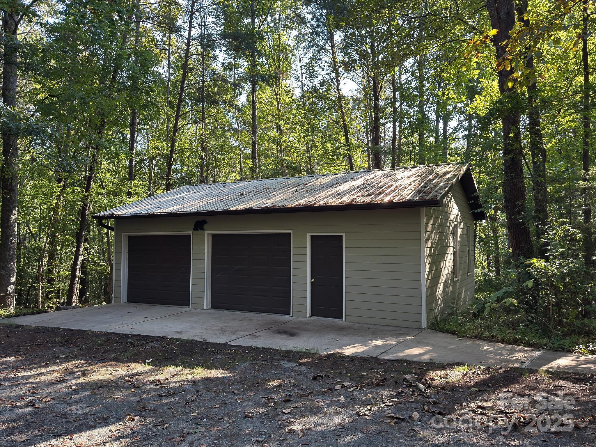 112 Center Ridge Drive