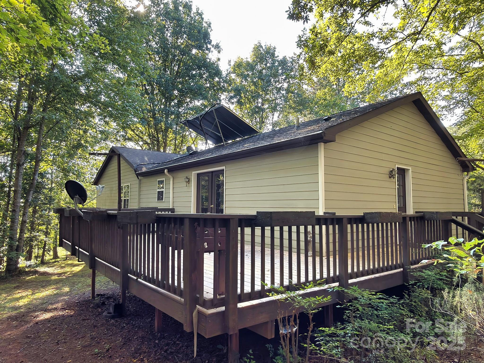 112 Center Ridge Drive