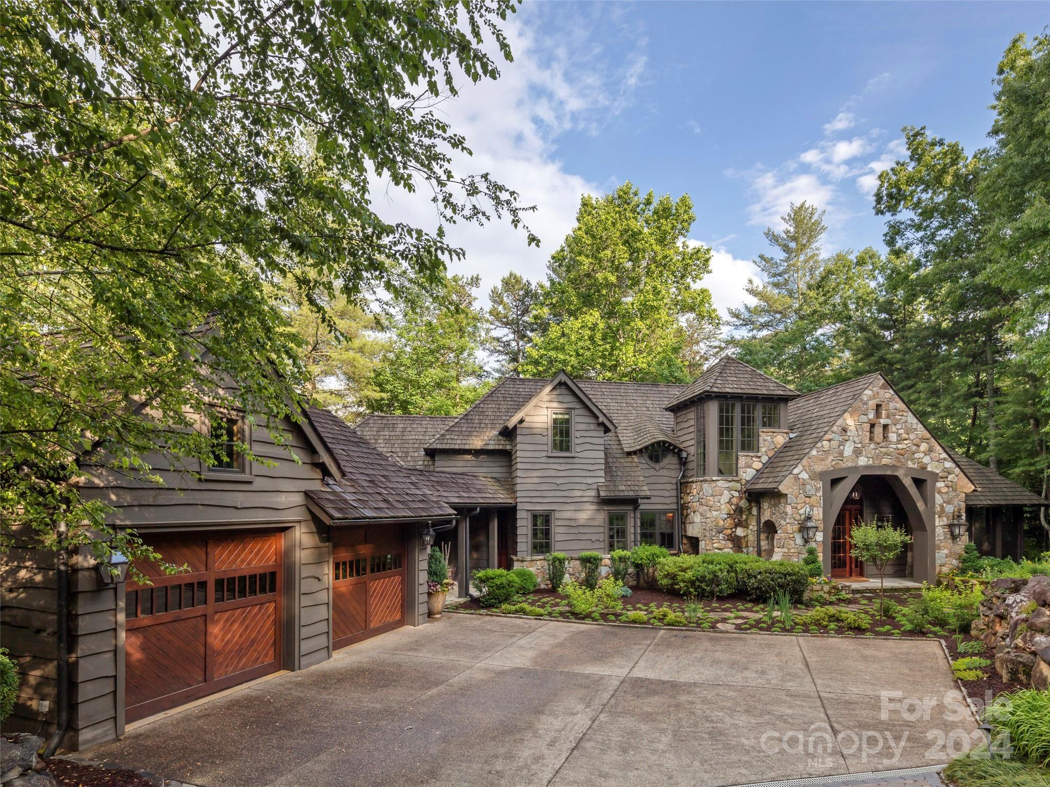 The Cliffs At Walnut Cove - Residential