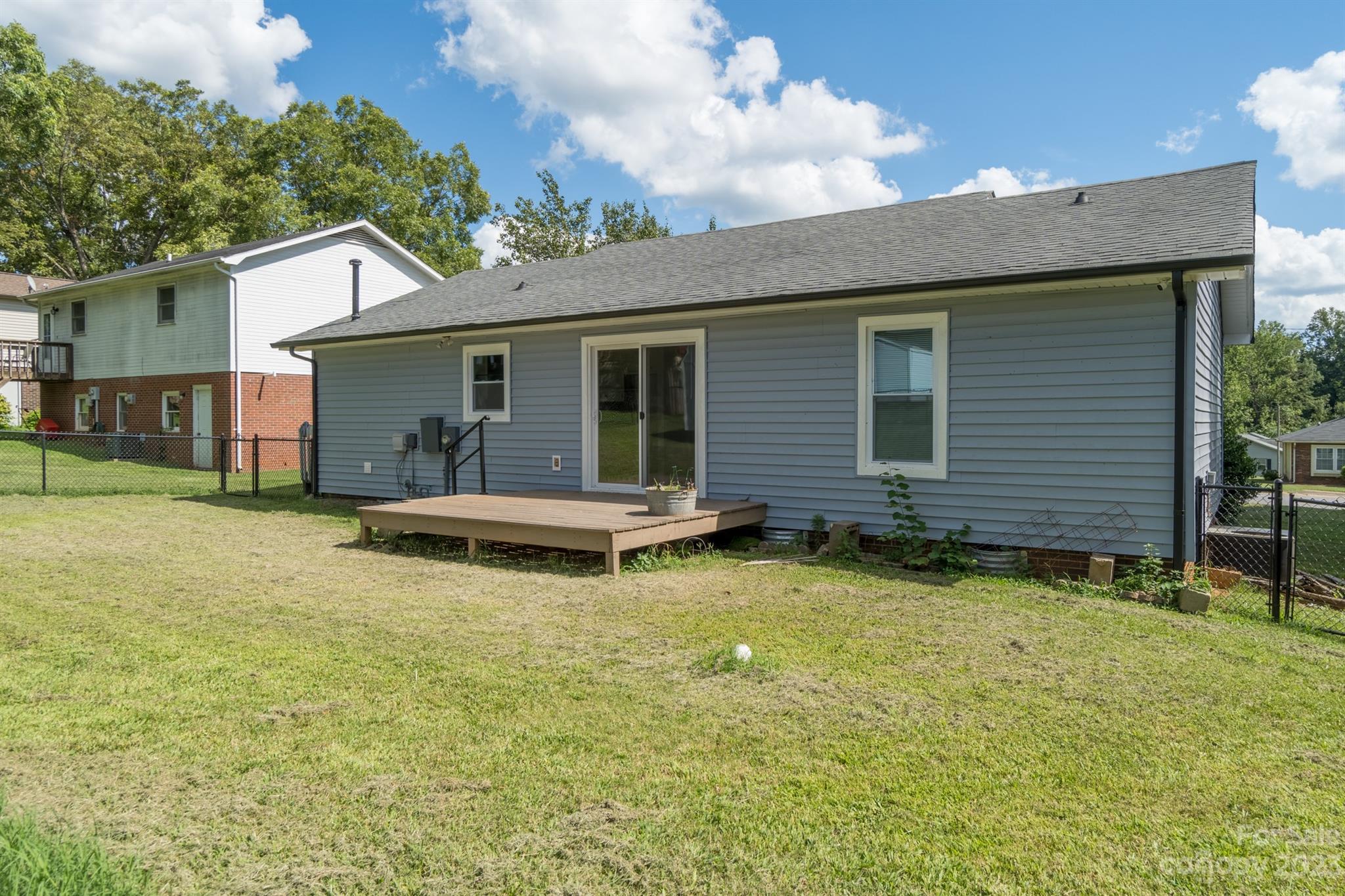 Friar Manor - Residential