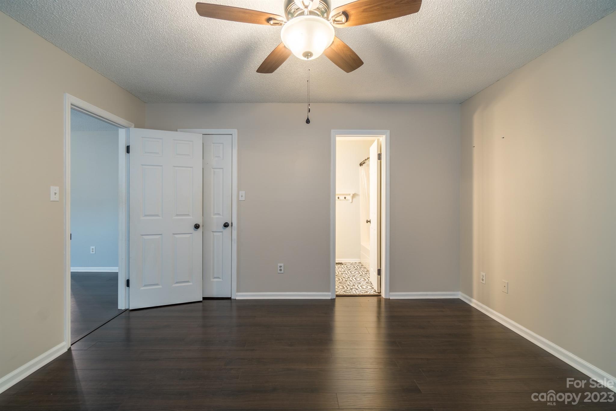 Friar Manor - Residential