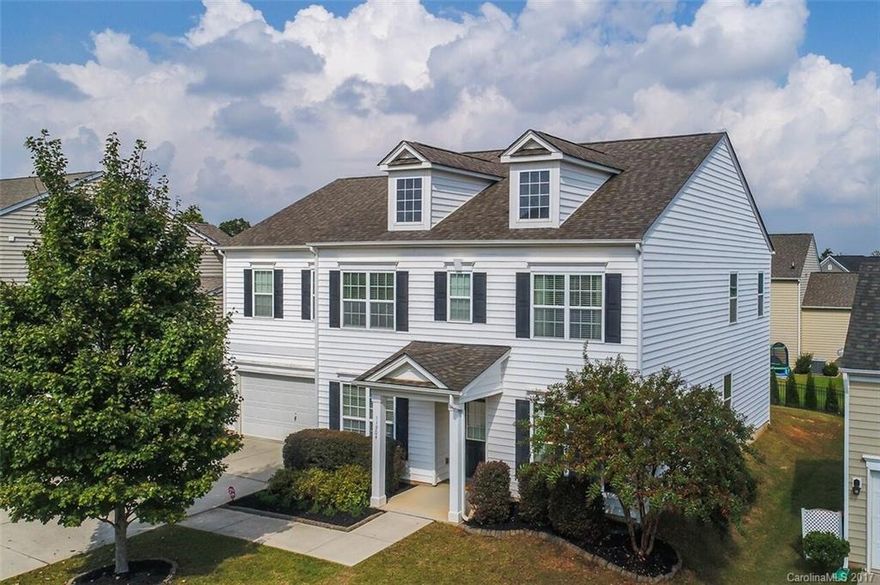 Open floor plan with spacious kitchen beautiful cabinetry, granite counter tops and breakfast bar. Huge bedroom/bonus room on second level in addition to a large master bedroom with large walk-in closet and double vanity sinks in master bath as well as both a shower and soaker tub. walking distance from the community pool and park areas. Community is in a great location just minutes from plenty of shopping, restaurants and so much more.