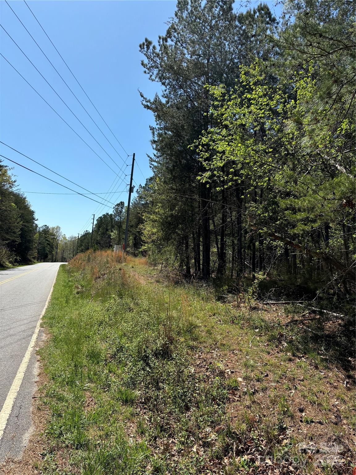 000 Sandy Plains Road