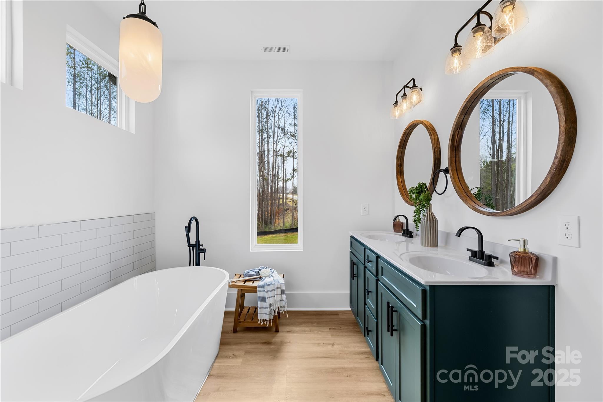 Sanders Landing - Residential