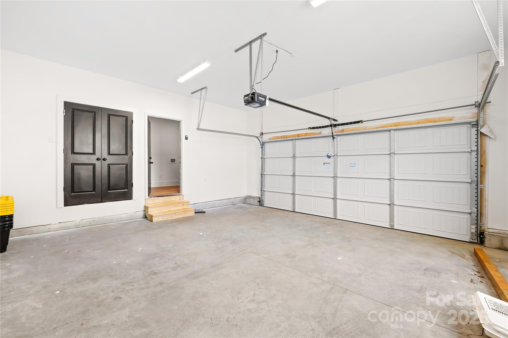 Sanders Landing - Residential