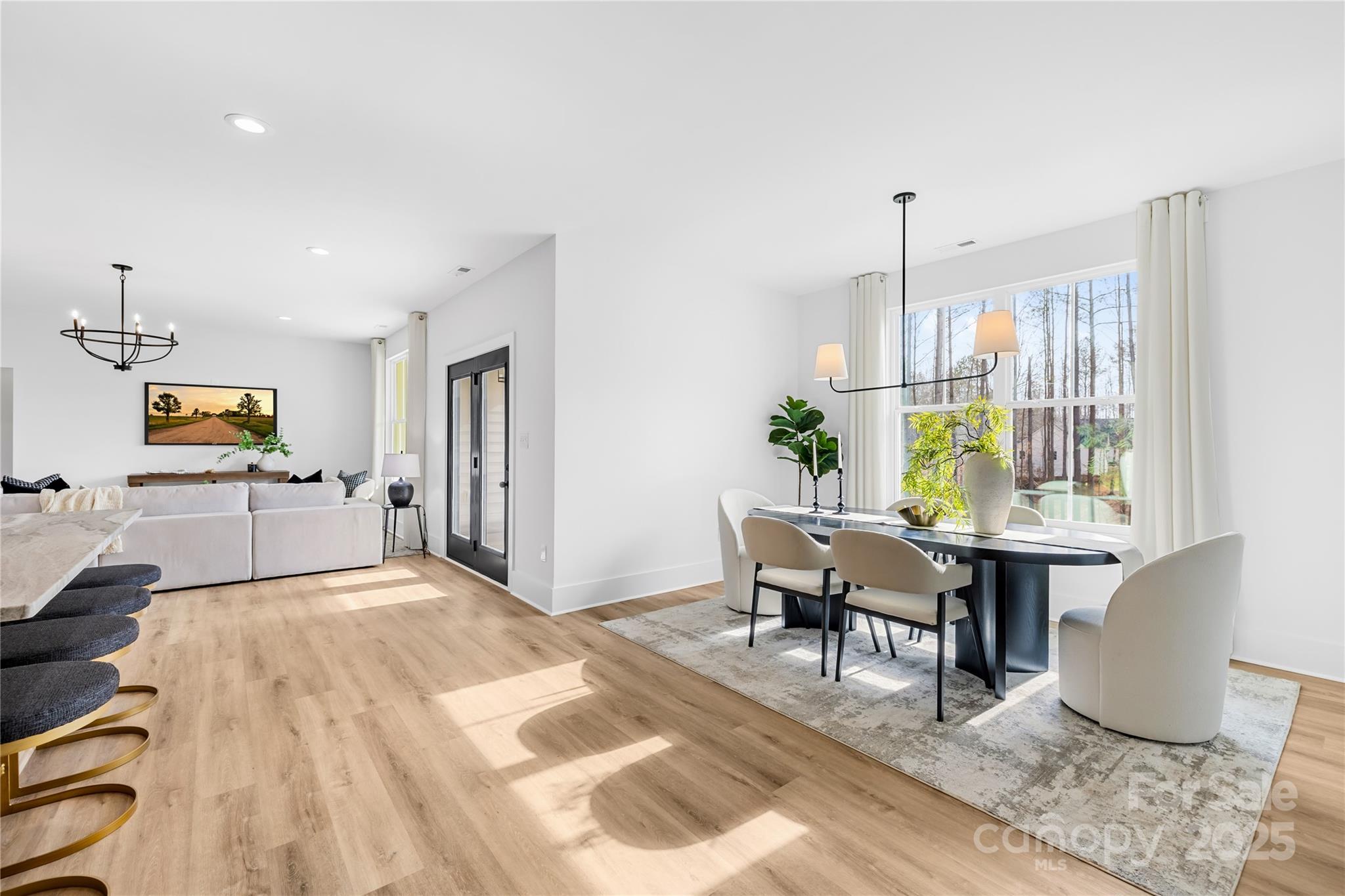 Sanders Landing - Residential