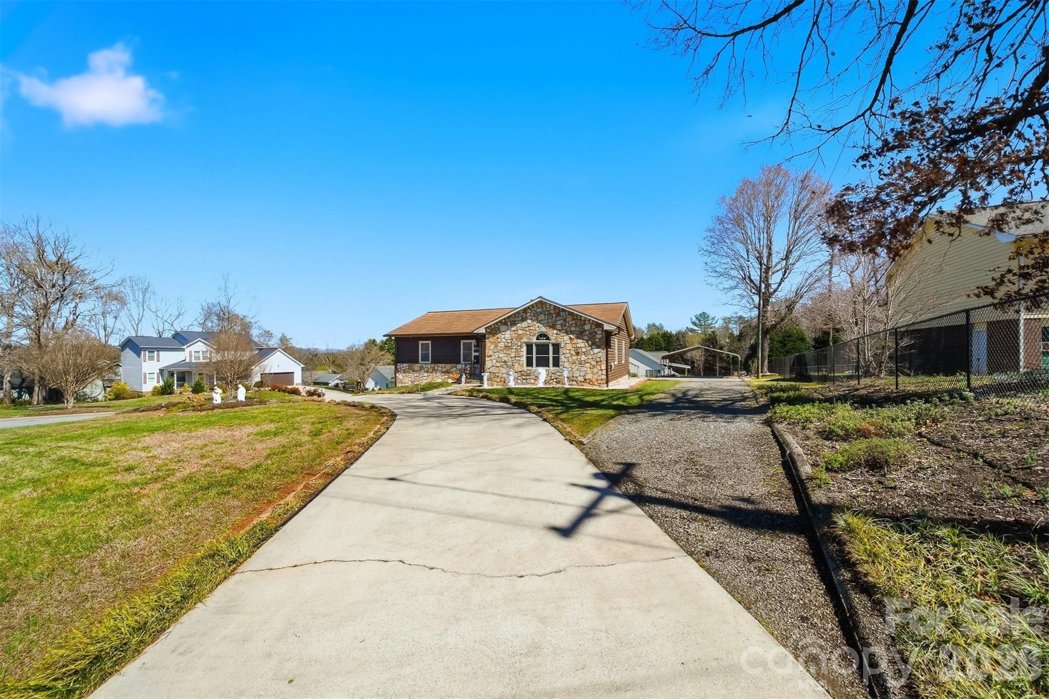 brooks glen - Residential