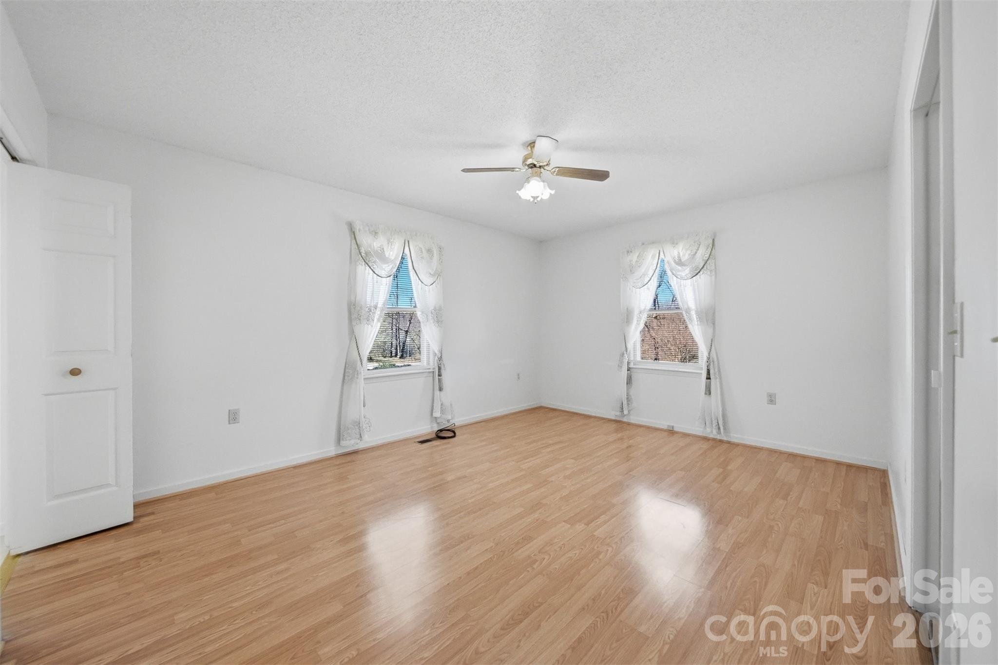 brooks glen - Residential