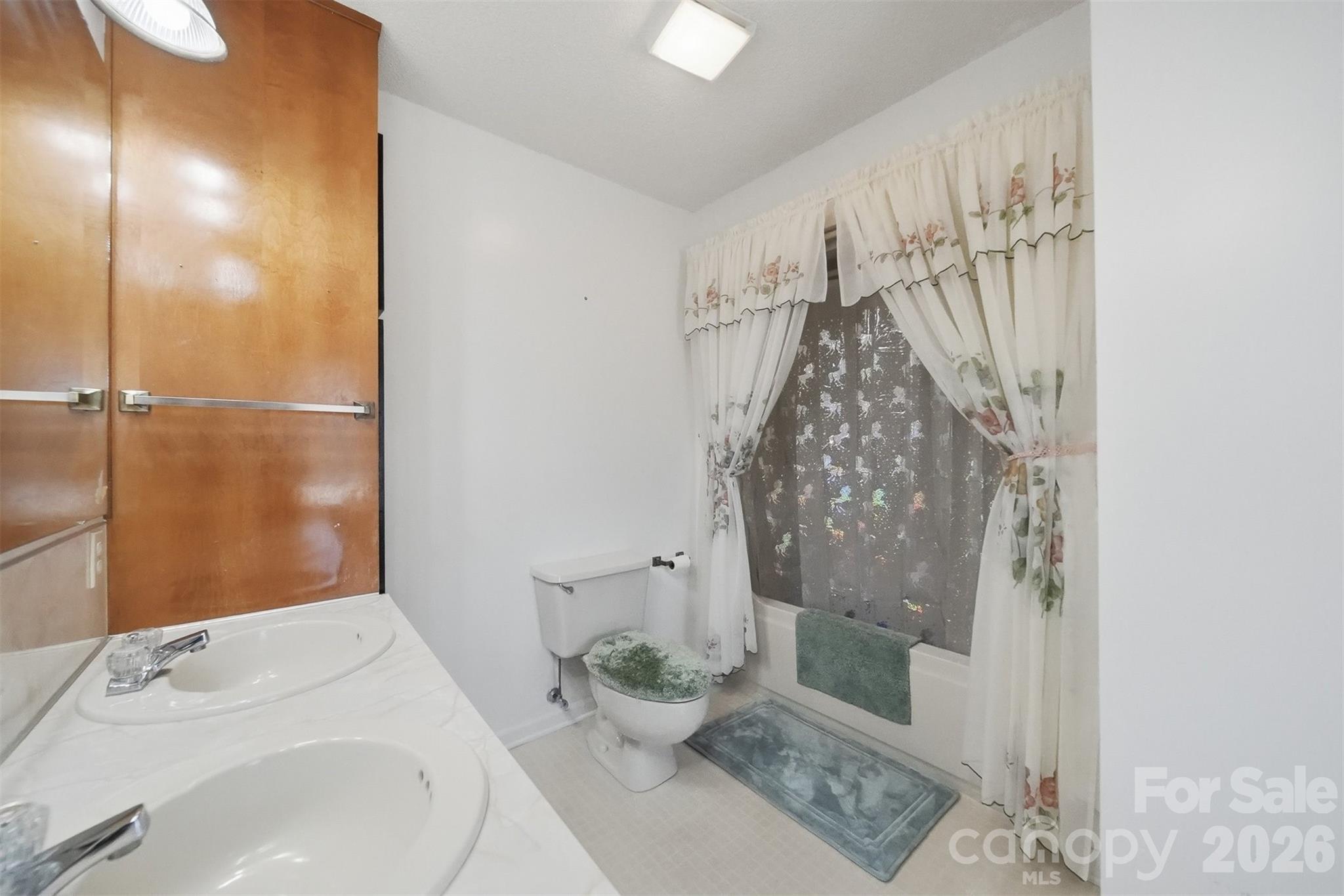 brooks glen - Residential