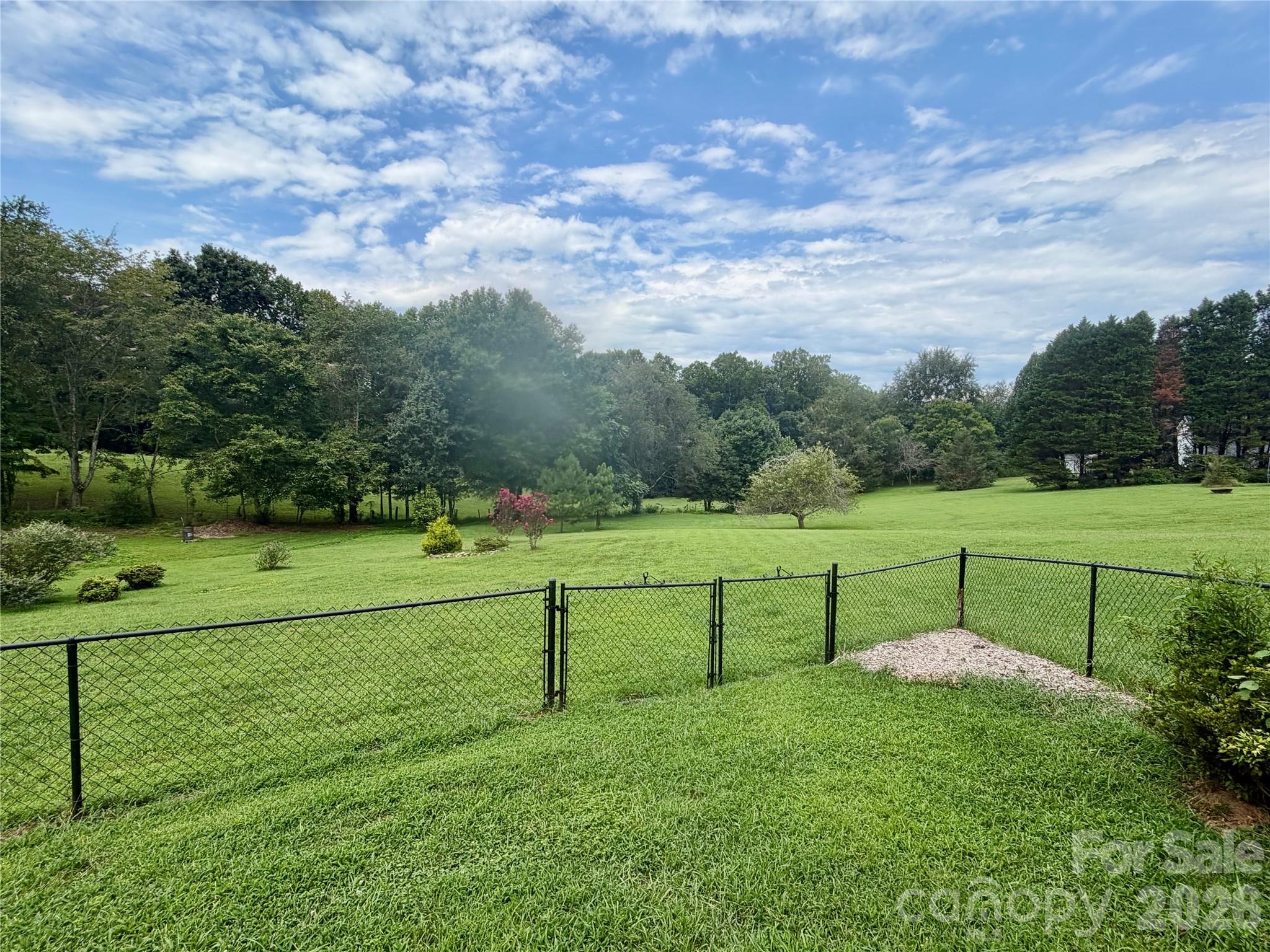 38 A Avenue