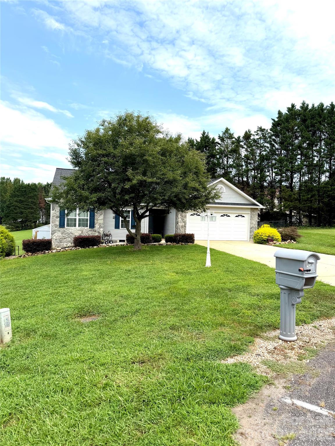 38 A Avenue