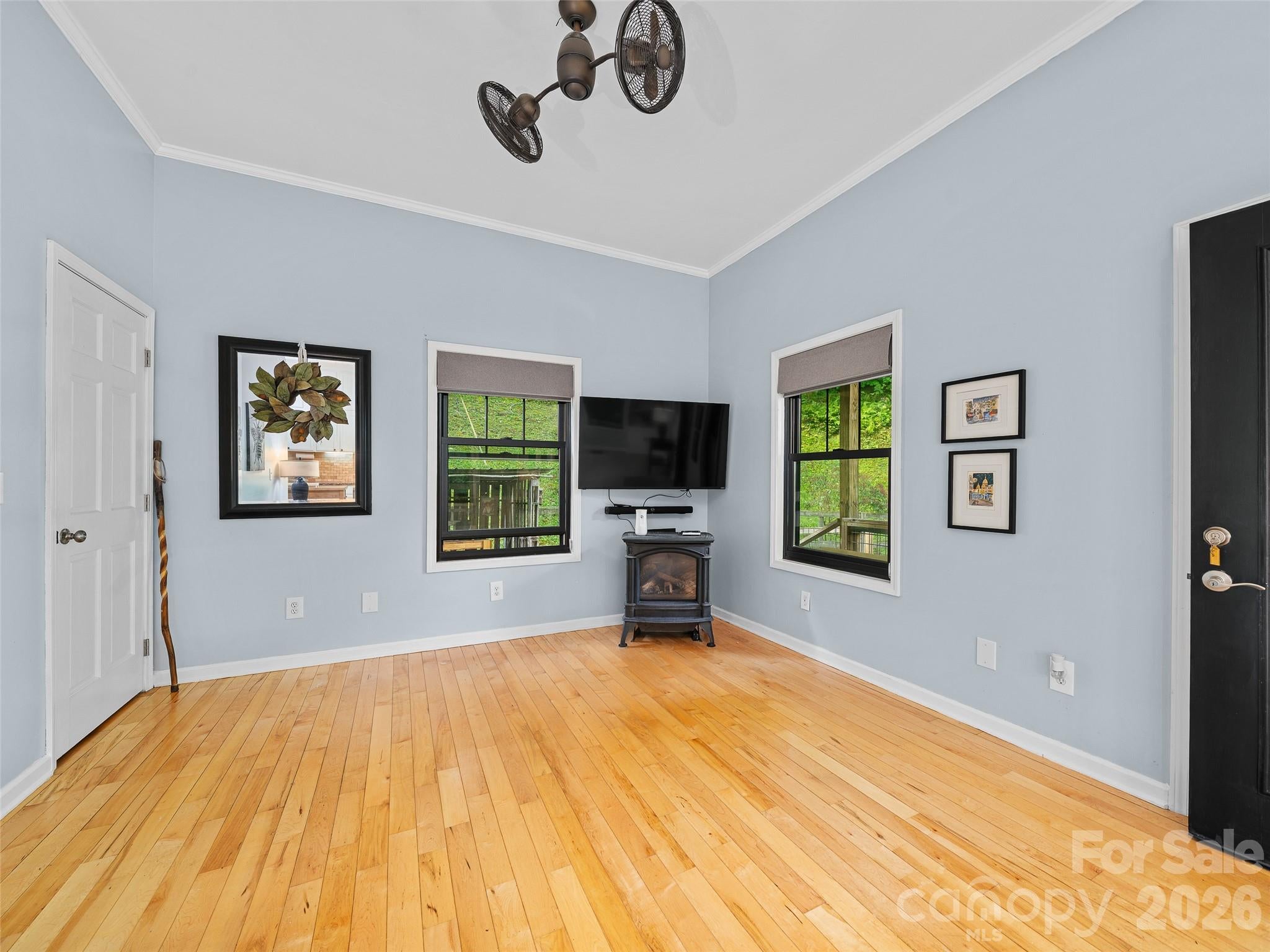 1523 Roaring Fork Road