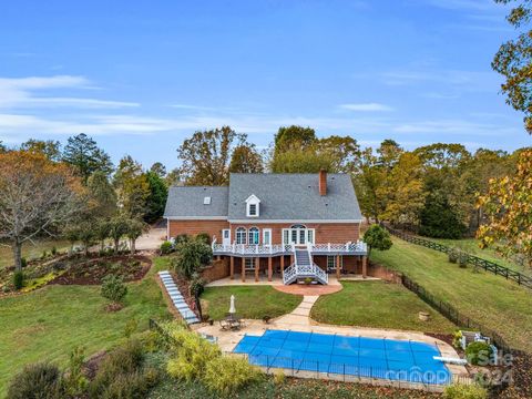 A home in Bostic