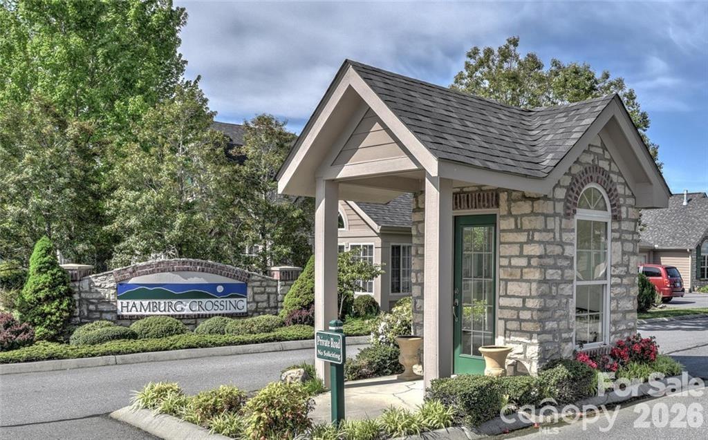 Hamburg Crossing - Residential