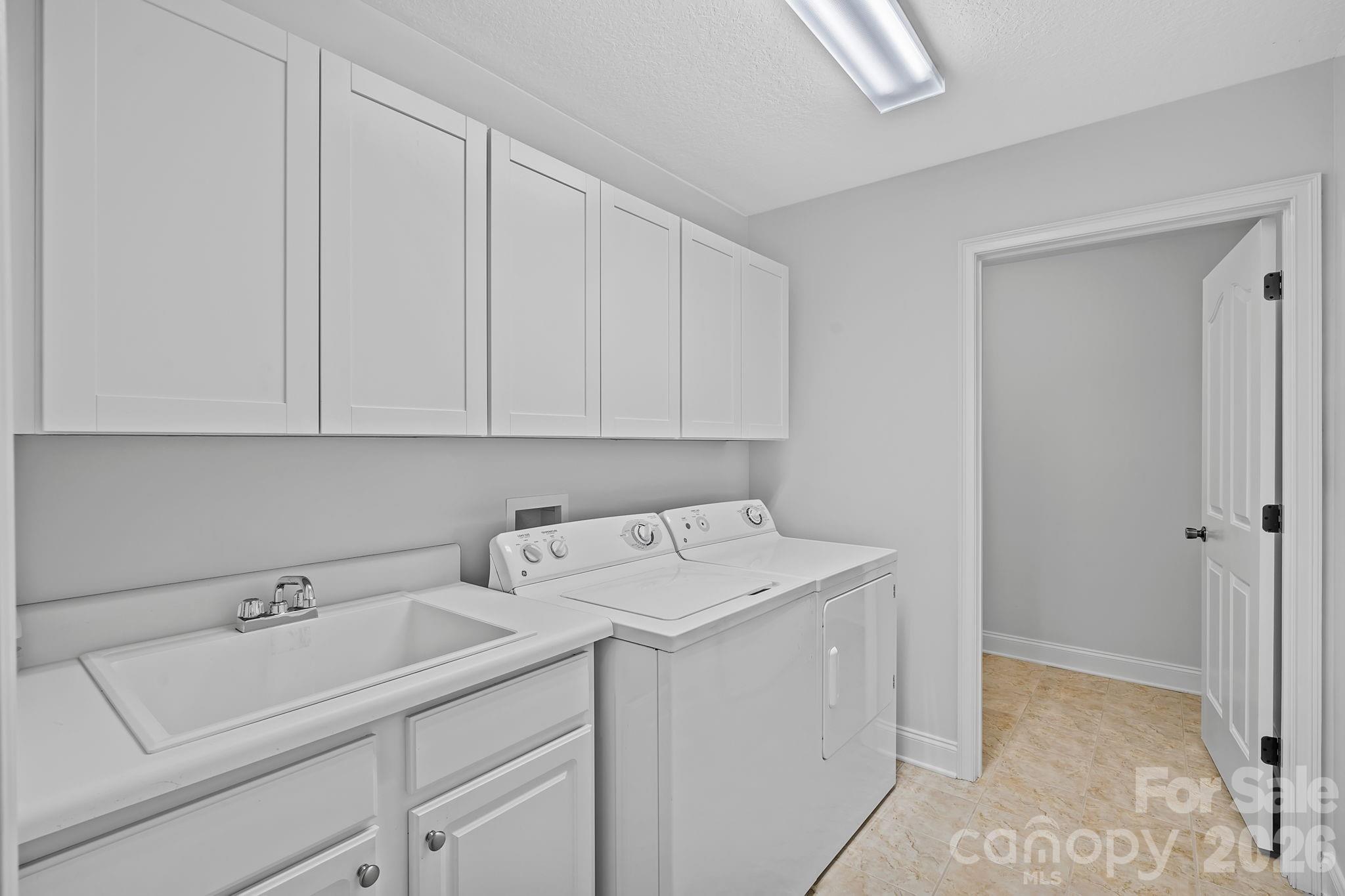 Hamburg Crossing - Residential