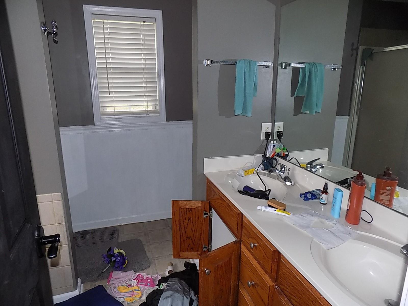 Mountain Manor - Residential