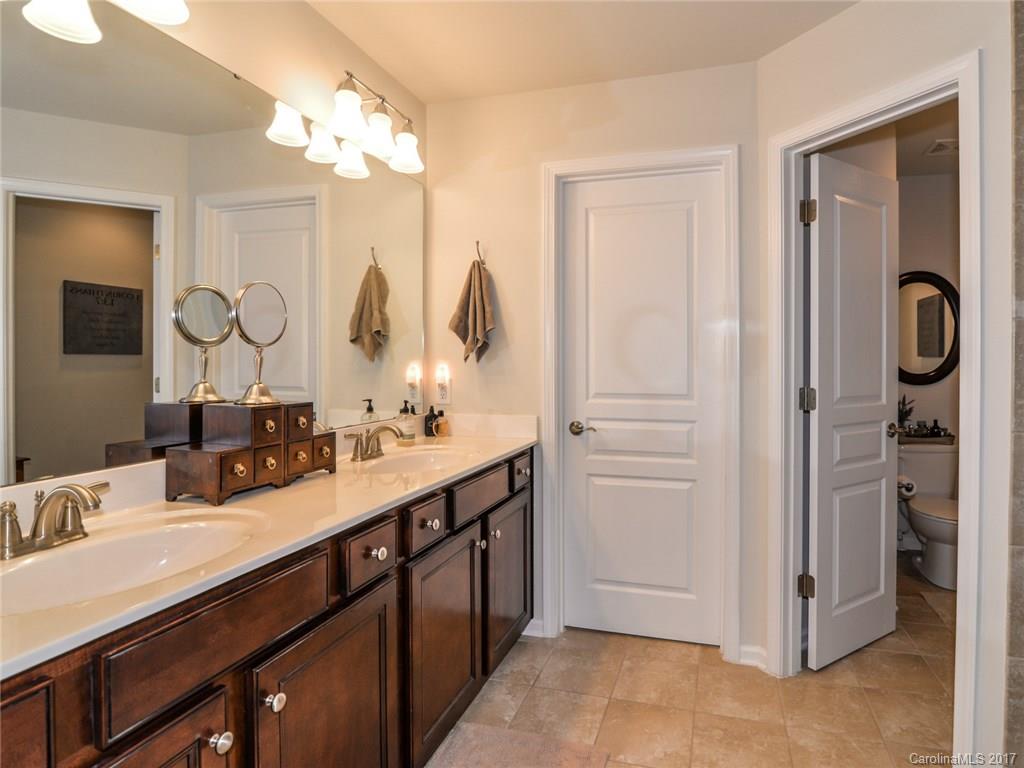 Audubon Lake - Residential