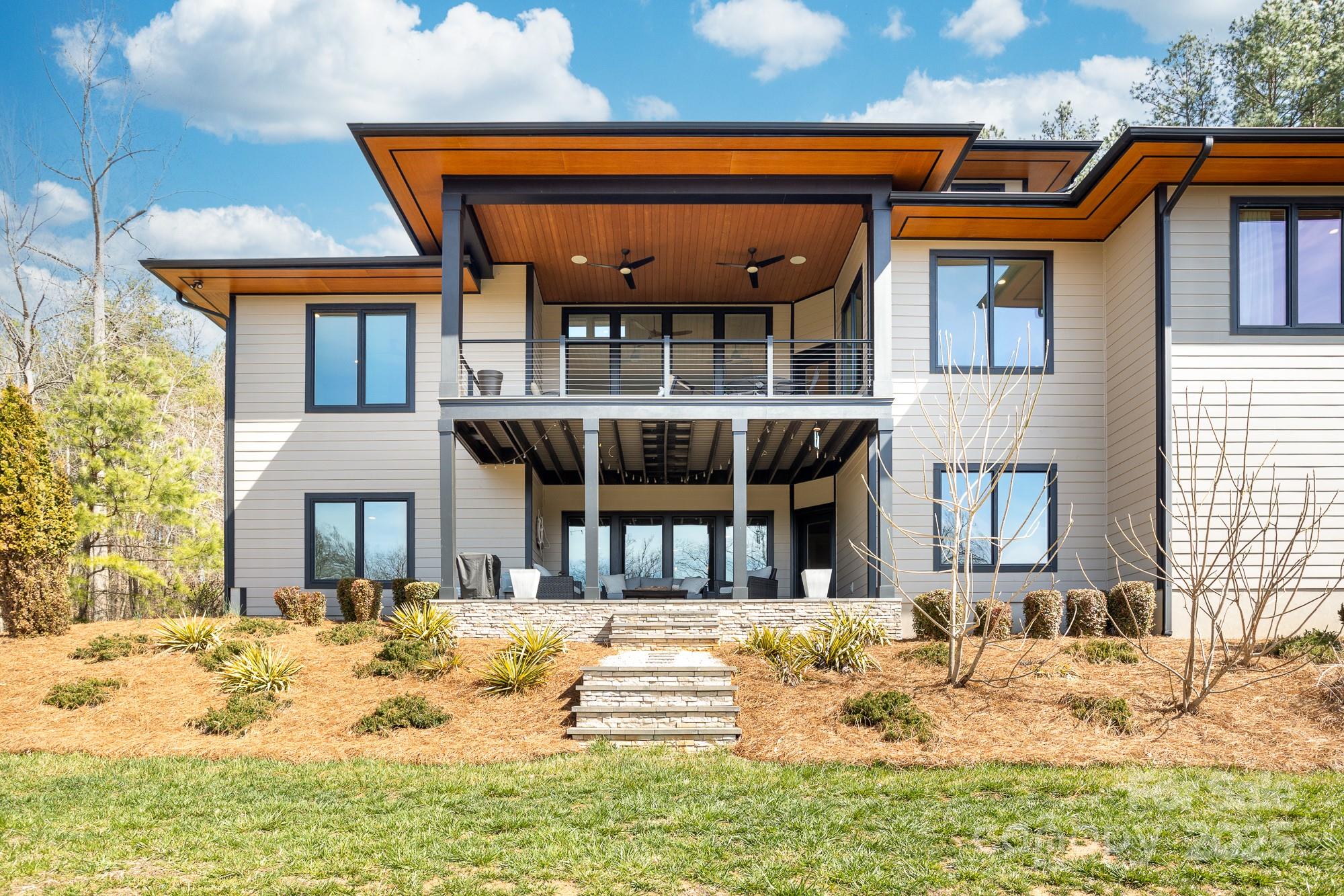 233 Conifer Way