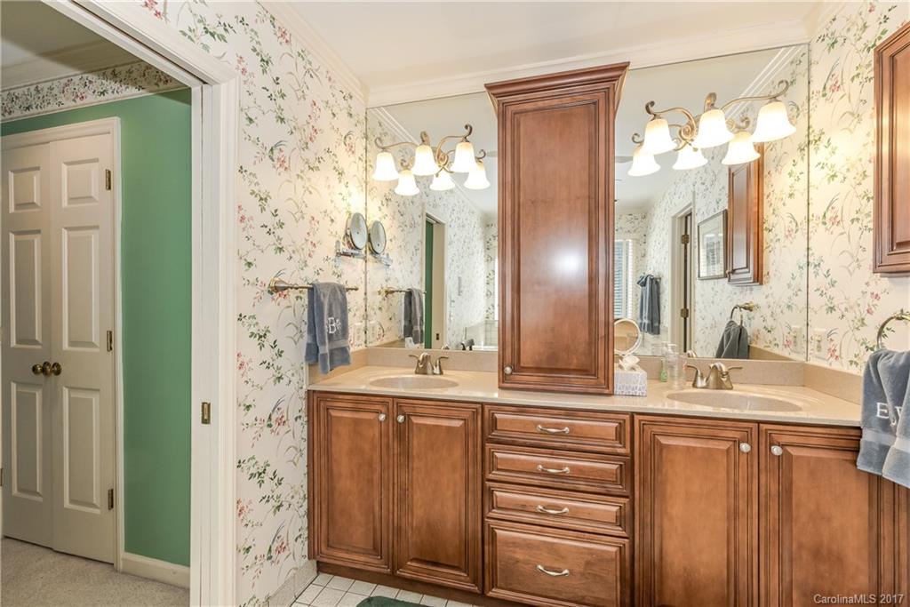 Tega Cay - Residential