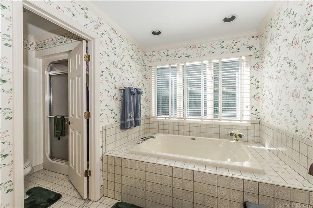 Tega Cay - Residential