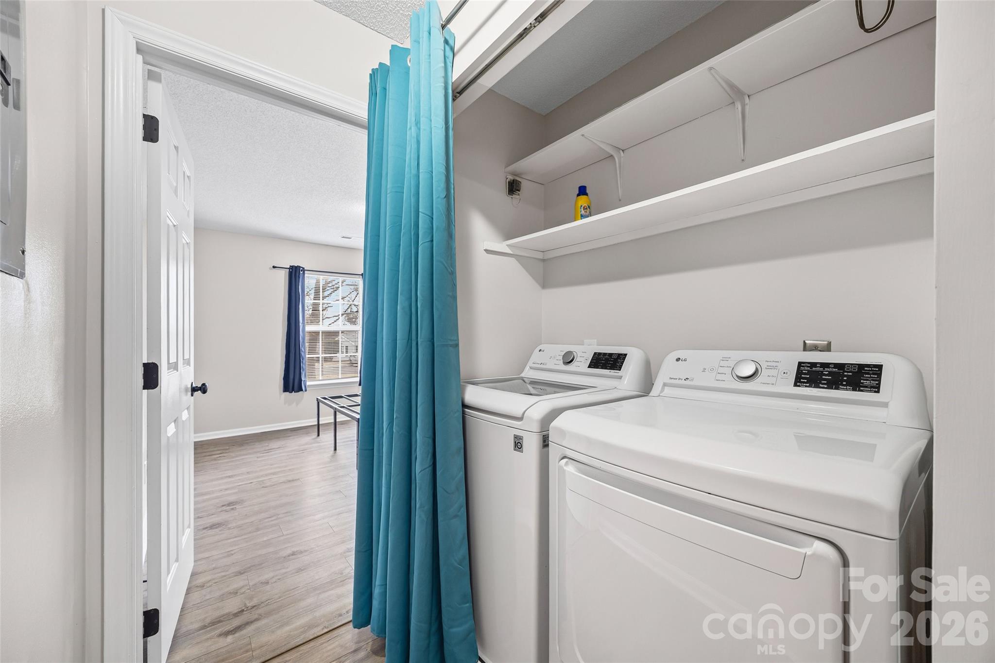 Hunt Club Villas - Residential