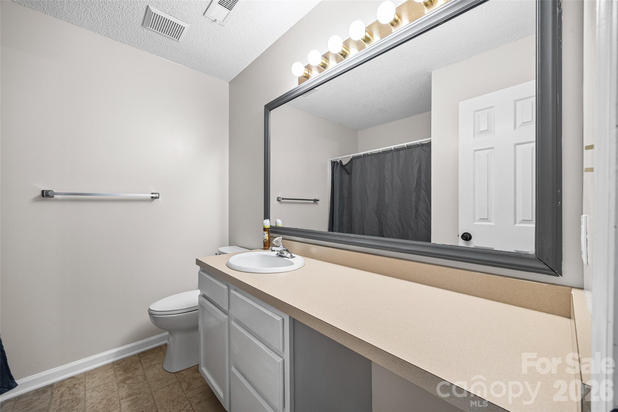 Hunt Club Villas - Residential