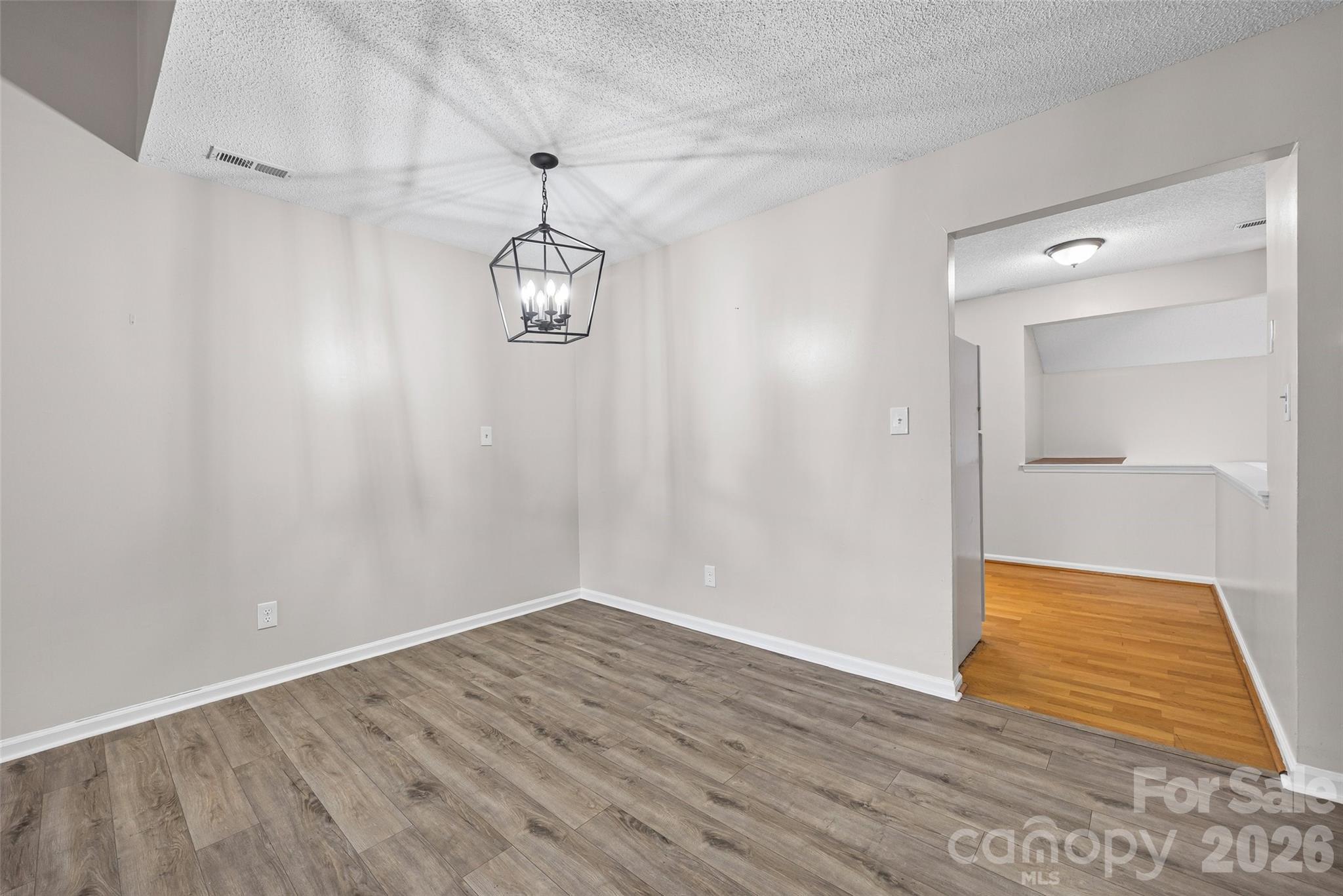 Hunt Club Villas - Residential