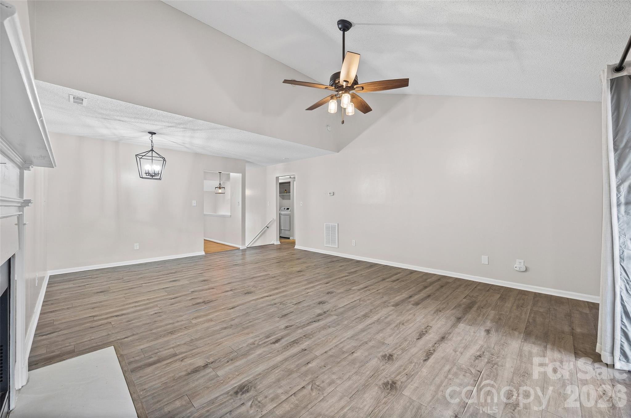 Hunt Club Villas - Residential