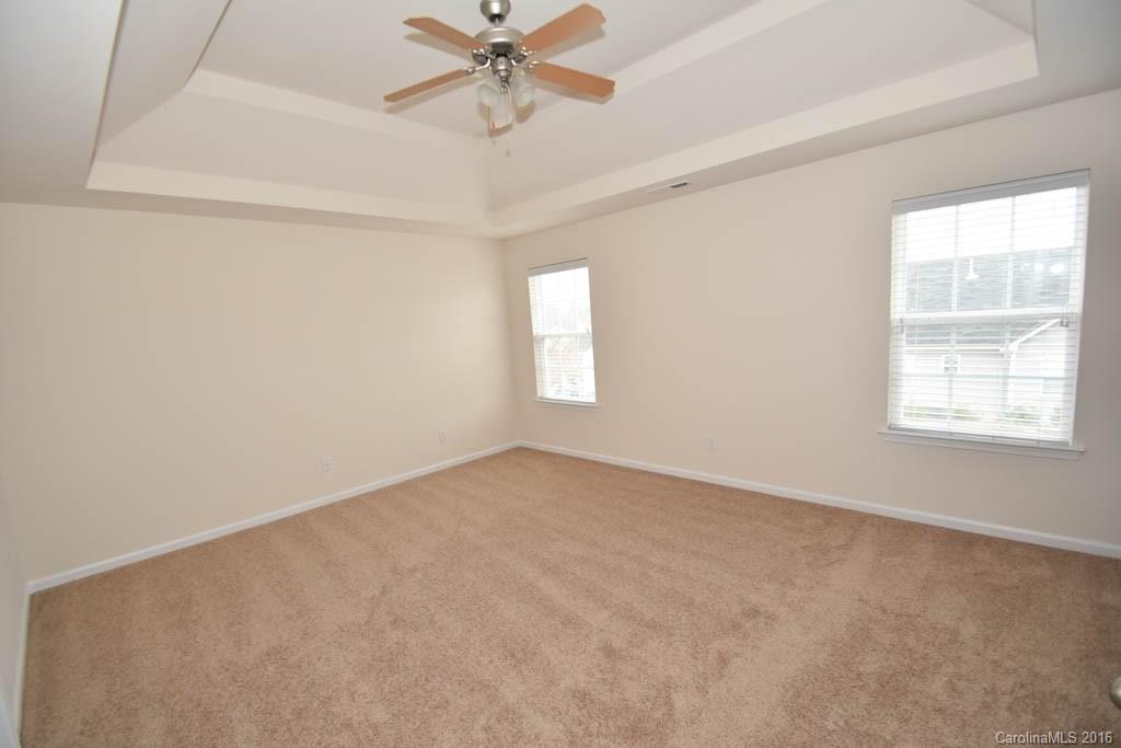 Sandy Pointe - Residential